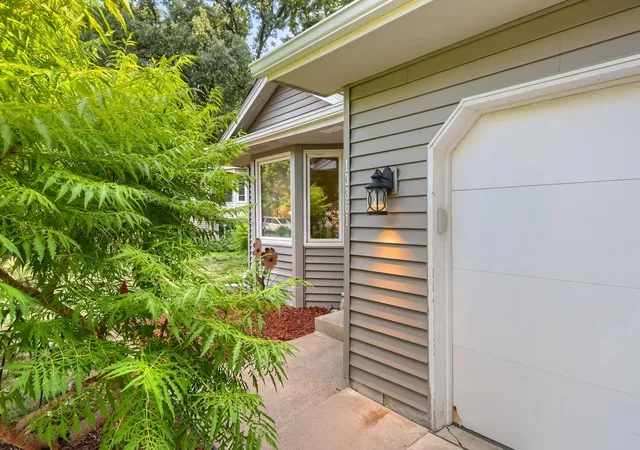 2nd image of 13361 Wellington Cir, Champlin, MN 55316 | MLS# 7112770
