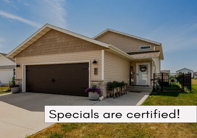 1st image of 725 Prairie Ave, Horace, ND 58047 | MLS# 7112785