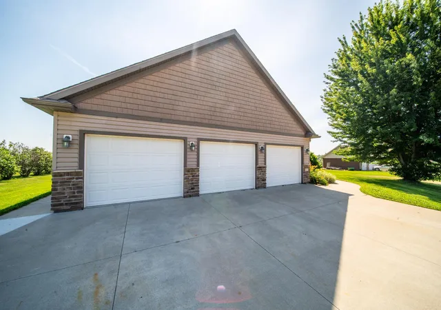 Photo 3 of Sale Pending at 60722 254th Avenue, Mantorville, MN 55955 | MLS# 7112798 | Listing updated on 2026-08-04