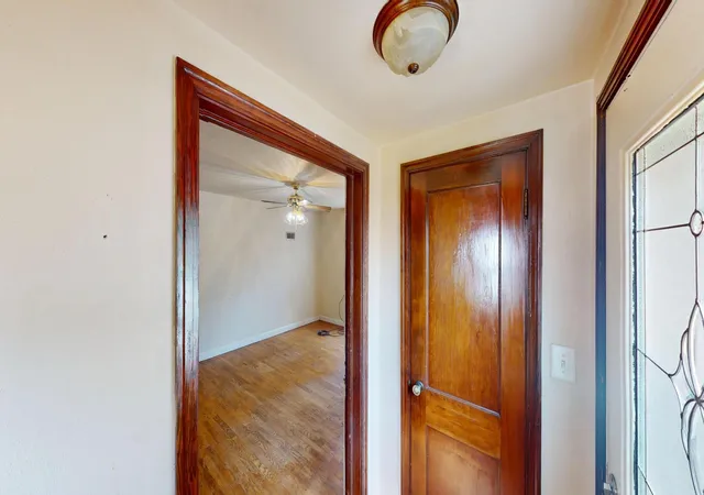 2nd image of 2907 South Ave, La Crosse, WI 54601 | MLS# 7112812