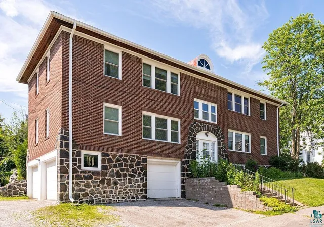 1st image of 1529 E 5th Street, Duluth, MN 55812 | MLS# 7112816