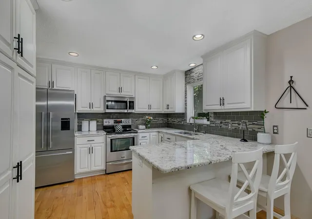 2nd image of 14000 Parkview Dr, Becker, MN 55308 | MLS# 7112845