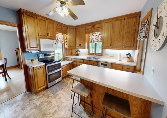 Photo 4 of Sale Pending at 11560 75th Street SW, Raymond, MN 56282 | MLS# 7112848 | Listing updated on 2026-10-05