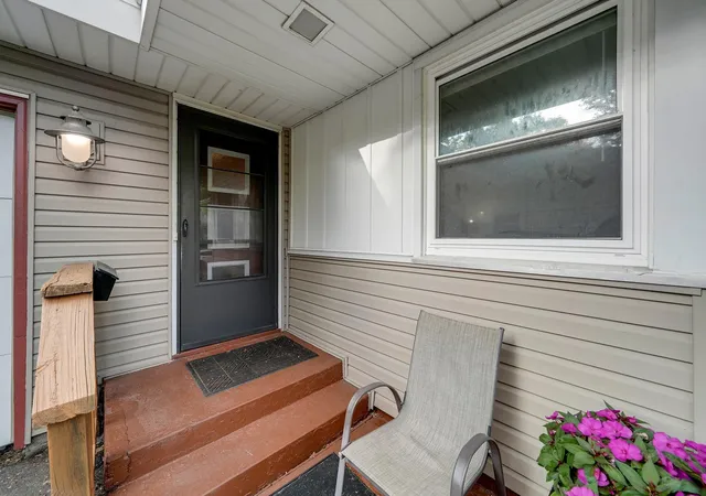 Photo 3 of Single family home for sale at 6810 W 23rd Street, Minneapolis, MN 55426 | MLS# 7112853 | Listing updated on 2026-10-08