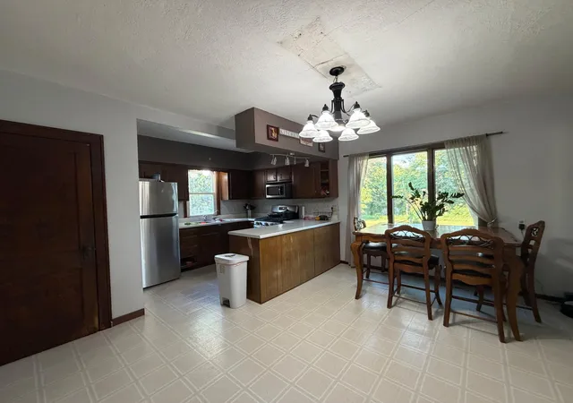 Photo 2 of Single family home for sale at 194 40th Avenue, Hills, MN 56138 | MLS# 7112869 | Listing updated on 2026-07-22