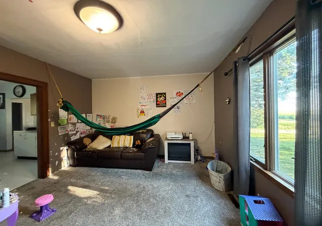 Photo 4 of Single family home for sale at 194 40th Avenue, Hills, MN 56138 | MLS# 7112869 | Listing updated on 2026-07-22