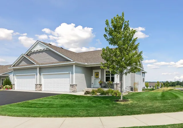 2nd image of 1202 Naser Wy, New Richmond, WI 54017 | MLS# 7112896