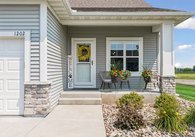 Photo 3 of Townhouse for sale at 1202 Naser Way, New Richmond, WI 54017 | MLS# 7112896 | Listing updated on 2026-08-25