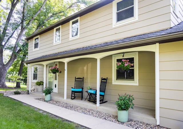 Photo 1 of Single family home for sale at 1440 Woodland Dr Sw, Rochester, MN 55902 | MLS# 7112905 | Listing updated on 2026-08-20