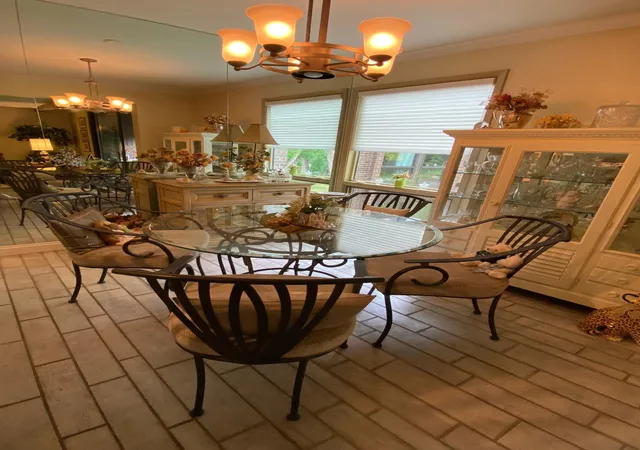 Photo 4 of Condo for sale at 6075 Lincoln Dr #201, Minneapolis, MN 55436 | MLS# 7112913 | Listing updated on 2026-07-21
