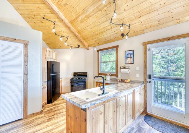 Photo 4 of Single family home for sale at 4155 Liberty Rd, Two Harbors, MN 55616 | MLS# 7112966 | Listing updated on 2026-08-31