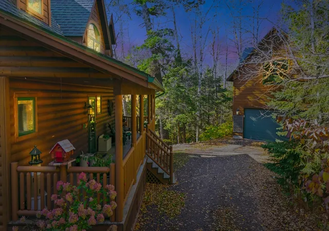 Photo 2 of Single family home for sale at 2472 Cliff View Cir, Two Harbors, MN 55616 | MLS# 7112972 | Listing updated on 2026-08-04