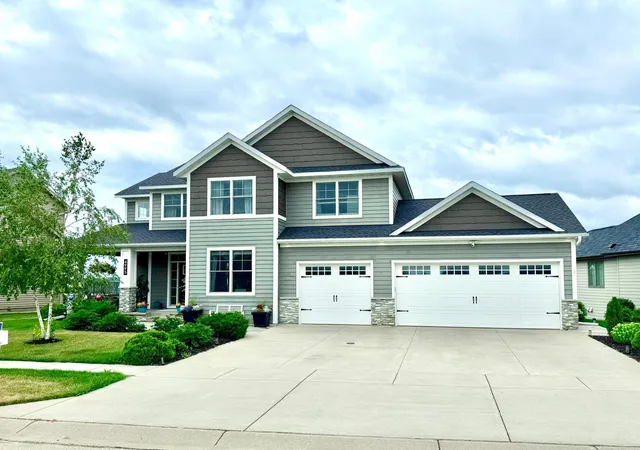 Photo 1 of Single family home for sale at 4995 Chalet Ct, Red Wing, MN 55066 | MLS# 7113006 | Listing updated on 2026-07-27