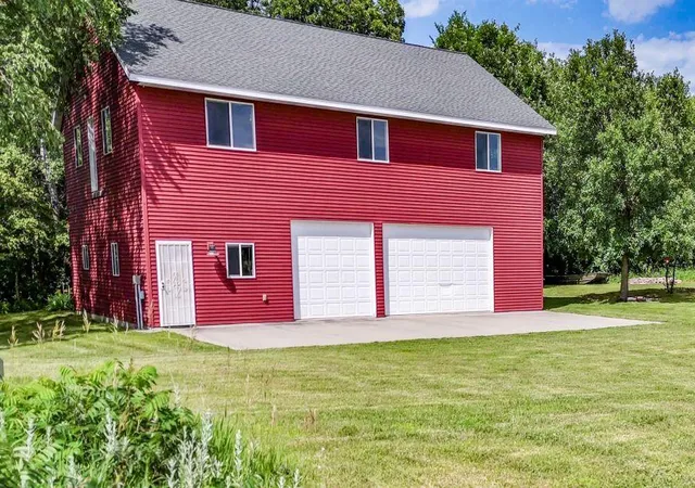 4th image of 39326 460Th Ave, Perham, MN 56573 | MLS# 7113012