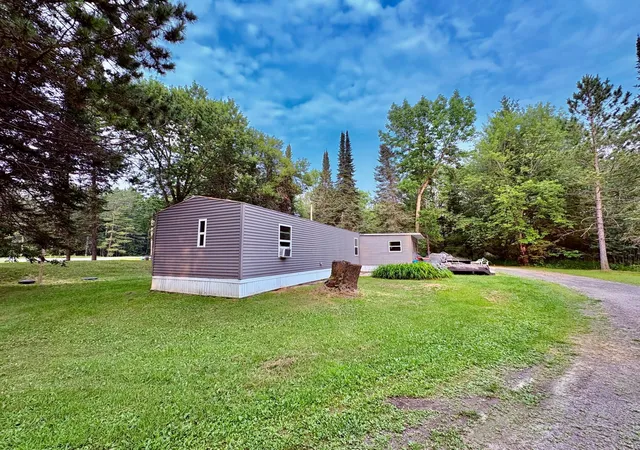 Photo 2 of Single family home for sale at 1473 State Hwy 172 Nw, Baudette, MN 56623 | MLS# 7113021 | Listing updated on 2026-08-27
