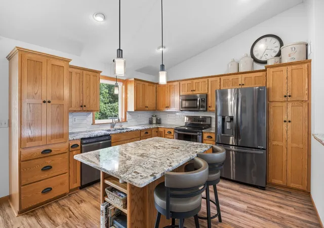 4th image of 806 3Rd Ave Se, Cold Spring, MN 56320 | MLS# 7113048