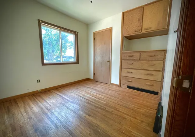 Photo 4 of House for sale at 918 Jefferson Ave, Albert Lea, MN 56007 | MLS# 7113049 | Listing updated on 2026-09-27