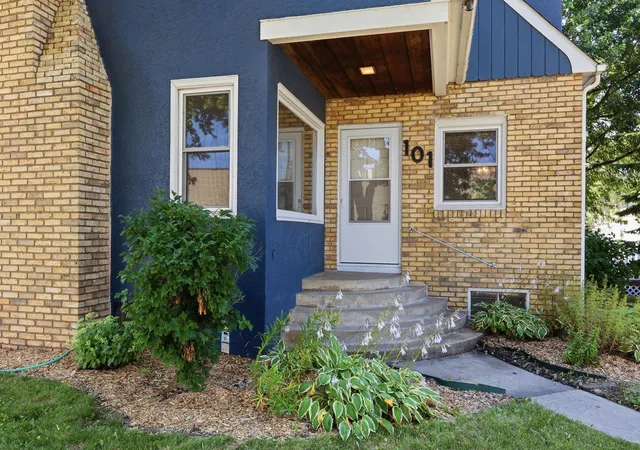 2nd image of 101 Red River Ave S, Cold Spring, MN 56320 | MLS# 7113071