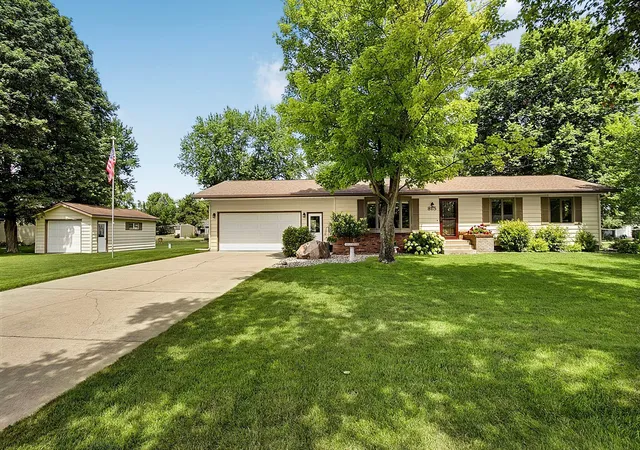 1st image of 815 5th St N, Cold Spring, MN 56320 | MLS# 7113095