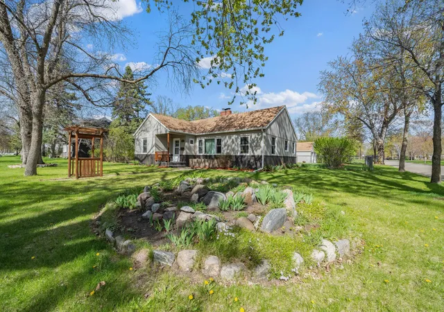 Photo 3 of Sale Pending at 1019 Ash St, Alexandria, MN 56308 | MLS# 7113100 | Listing updated on 2026-07-30