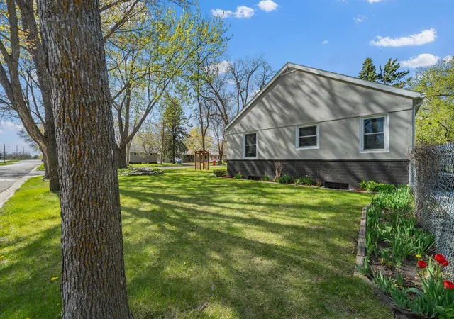 Photo 3 of Sale Pending at 1019 Ash St, Alexandria, MN 56308 | MLS# 7113100 | Listing updated on 2026-07-30