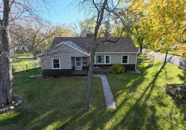 Photo 4 of Sale Pending at 1019 Ash St, Alexandria, MN 56308 | MLS# 7113100 | Listing updated on 2026-07-30
