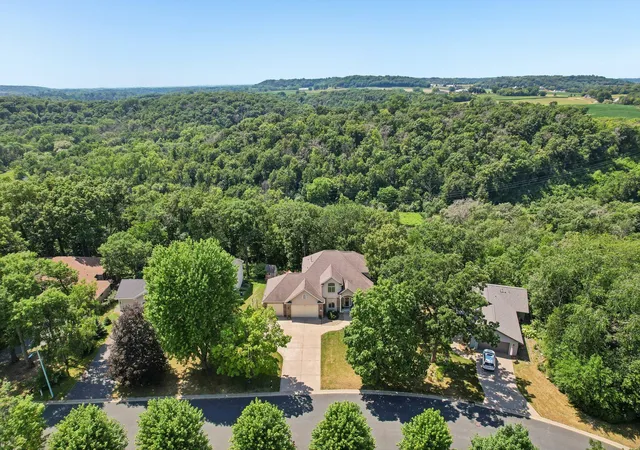 2nd image of 1149 River Ridge Rd, River Falls, WI 54022 | MLS# 7113110