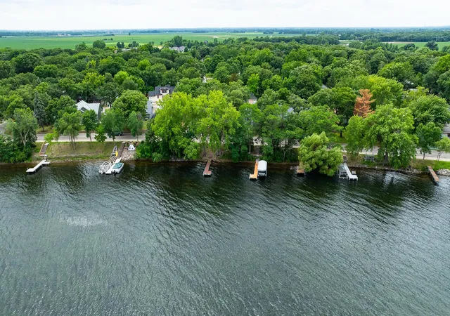 Photo 3 of Single family home for sale at 220 Euclid Ave, Big Lake, MN 55309 | MLS# 7113114 | Listing updated on 2026-07-22