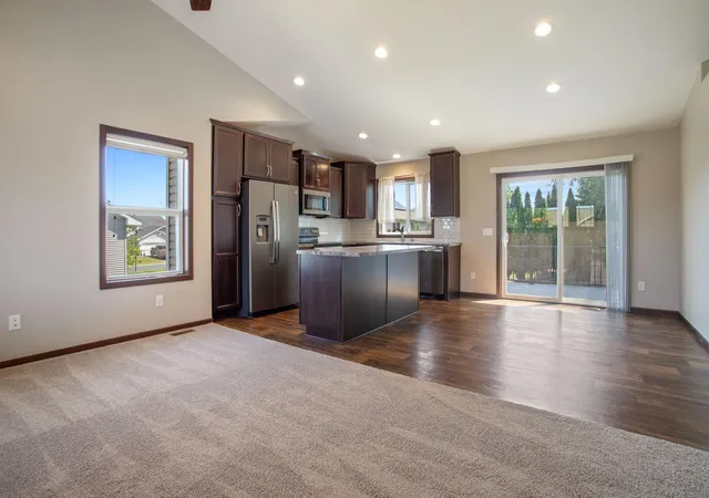5th image of 22424 Canova Ct, Farmington, MN 55024 | MLS# 7113127