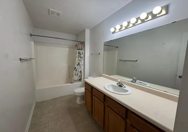 14th image of 400 S Main St, Pine Island, MN 55963 | MLS# 7113128