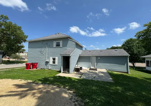 2nd image of 400 S Main St, Pine Island, MN 55963 | MLS# 7113128