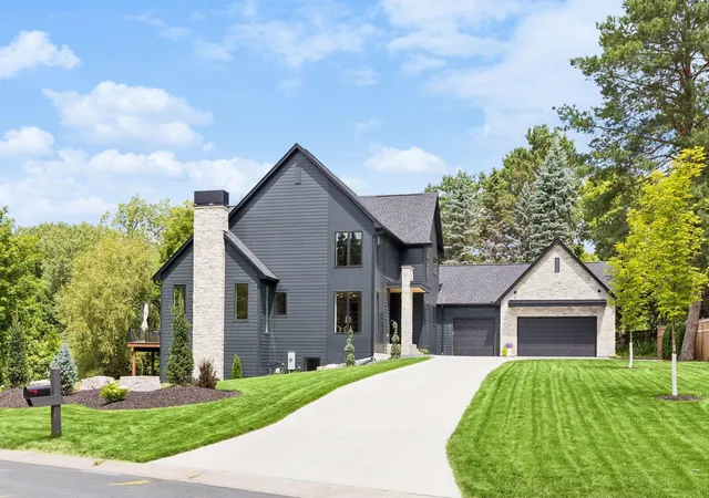 1st image of 2980 Washta Bay Ct, Excelsior, MN 55331 | MLS# 7113135