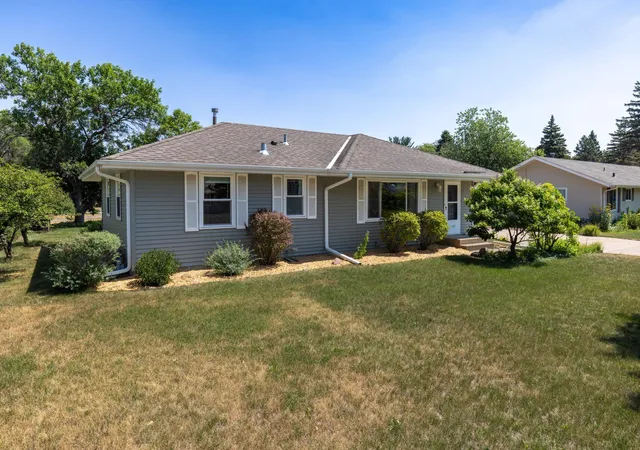 1st image of 11447 Swallow St Nw, Minneapolis, MN 55433 | MLS# 7113139