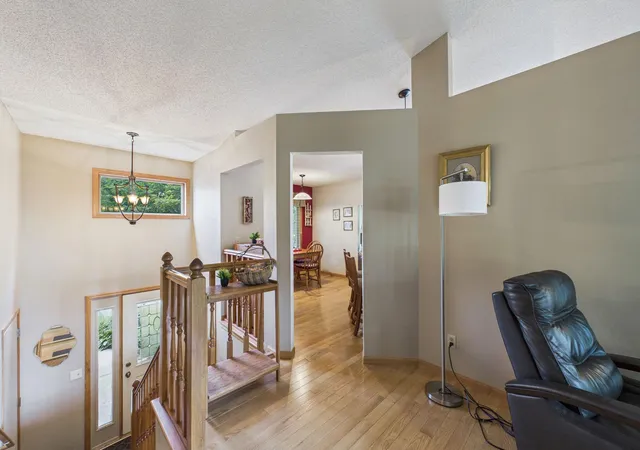3rd image of 739 Kirche Hill Dr, Carver, MN 55315 | MLS# 7113157