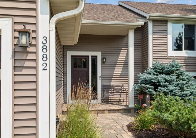 Photo 3 of Sale Pending at 3882 Mersey Way, Saint Paul, MN 55123 | MLS# 7113163 | Listing updated on 2026-08-04