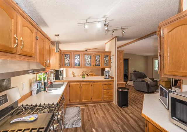 2nd image of 14060 Inglewood Dr, Baxter, MN 56425 | MLS# 7113165