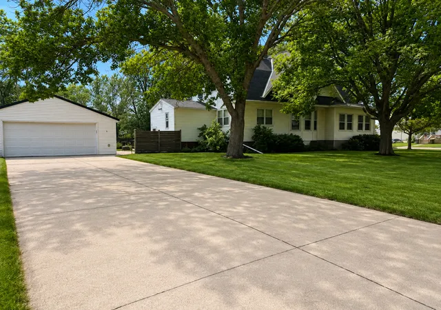 Photo 2 of Single family home for sale at 98 Vernon Ave, Morgan, MN 56266 | MLS# 7113177 | Listing updated on 2026-08-08