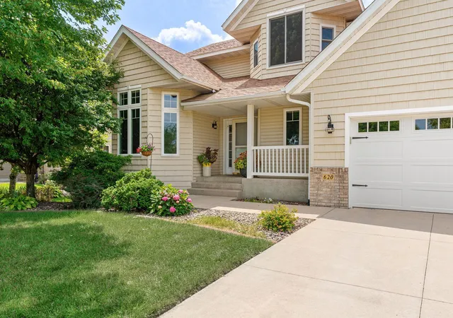 2nd image of 620 Countryview Ave, Owatonna, MN 55060 | MLS# 7113182