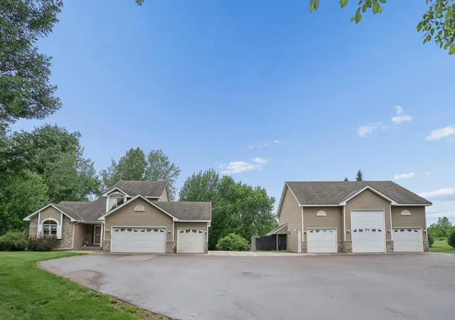 1st image of 885 Katydid Ln Ne, Saint Michael, MN 55376 | MLS# 7113207
