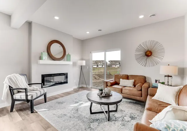 2nd image of 6648 209th St W, Farmington, MN 55024 | MLS# 7113250