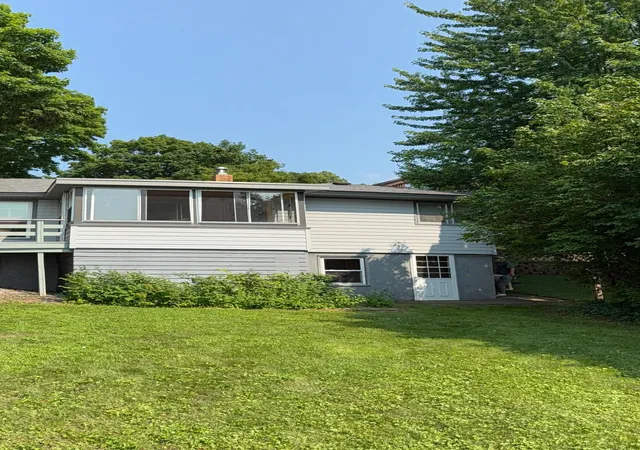 Photo 3 of Single family home for sale at 1360 E Shore Dr, Detroit Lakes, MN 56501 | MLS# 7113266 | Listing updated on 2026-08-17