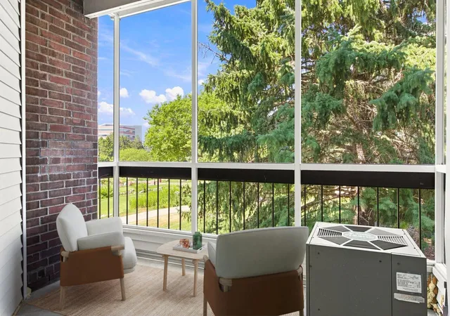 Photo 3 of Condo for sale at 7440 Edinborough Way #4116, Minneapolis, MN 55435 | MLS# 7113270 | Listing updated on 2026-10-07