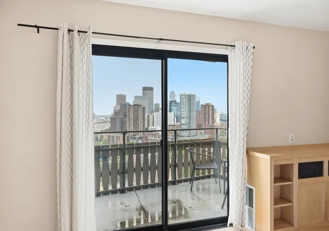 Photo 3 of Condo for sale at 410 Groveland Ave #2003, Minneapolis, MN 55403 | MLS# 7113280 | Listing updated on 2026-09-24