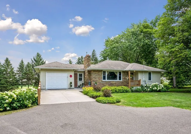 2nd image of 23235 Oakdale Dr, Rogers, MN 55374 | MLS# 7113292