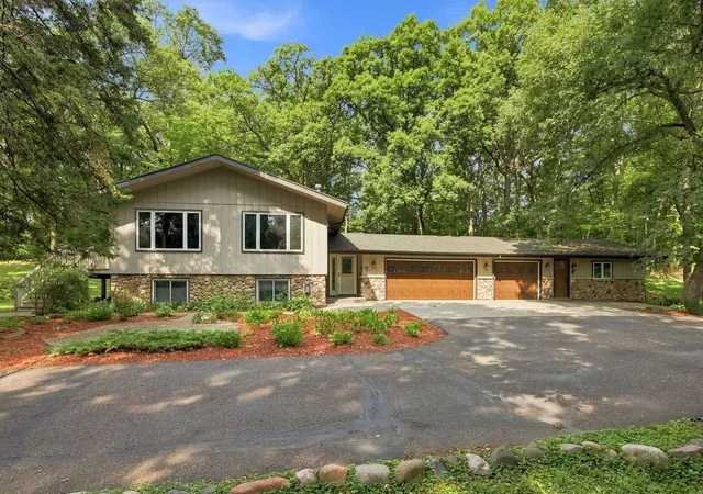 2nd image of 9765 261st Ave Nw, Zimmerman, MN 55398 | MLS# 7113317