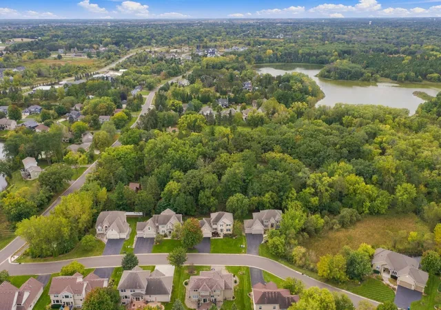 Photo 4 of Single family home for sale at 700 Mcfaddens Trl, Saint Paul, MN 55123 | MLS# 7113343 | Listing updated on 2026-09-30