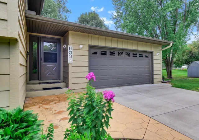 3rd image of 22365 Circle Ln, Rogers, MN 55374 | MLS# 7113388