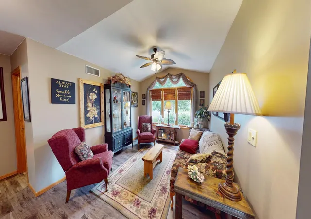 Photo 2 of Single family home for sale at 1906 Greenwood Dr, Albert Lea, MN 56007 | MLS# 7113395 | Listing updated on 2026-08-24