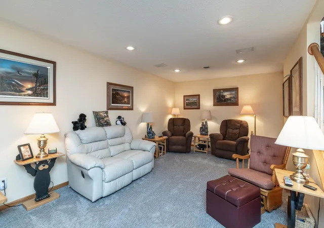 Photo 3 of Single family home for sale at 15053 Dutchman Way, Saint Paul, MN 55124 | MLS# 7113426 | Listing updated on 2026-10-06