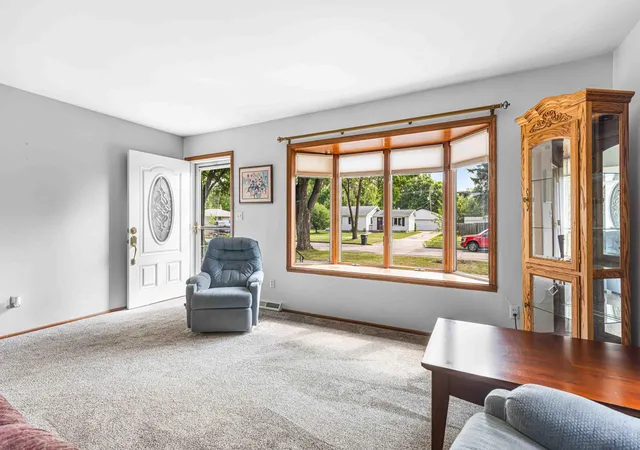 2nd image of 1917 15th St S, Fargo, ND 58103 | MLS# 7113431